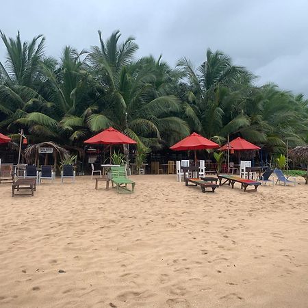 Canoe Beach Resort Tangalle Bagian luar foto