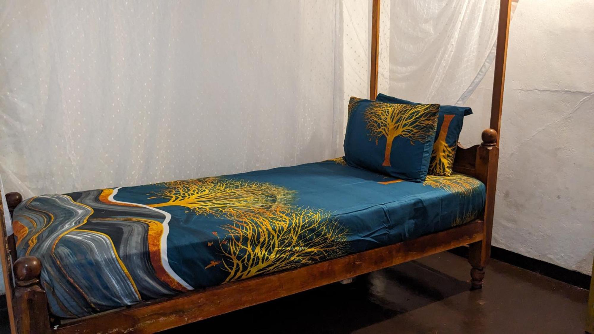 Canoe Beach Resort Tangalle Bagian luar foto