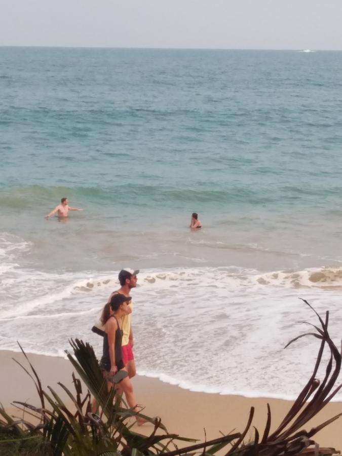 Canoe Beach Resort Tangalle Bagian luar foto